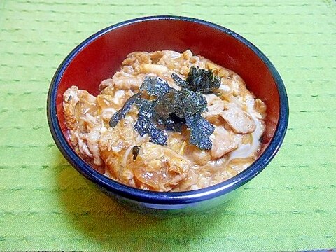 豚卵とじ丼